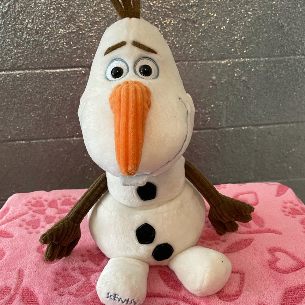 Olaf scentsy buddy